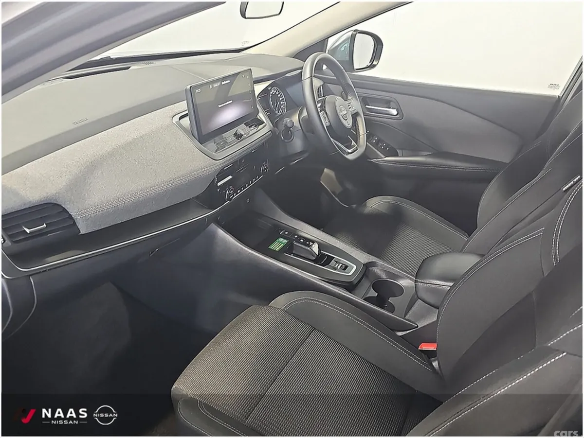 Nissan Qashqai MPV, Petrol, 2025, Grey