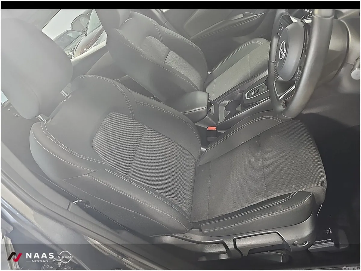 Nissan Qashqai MPV, Petrol, 2025, Grey