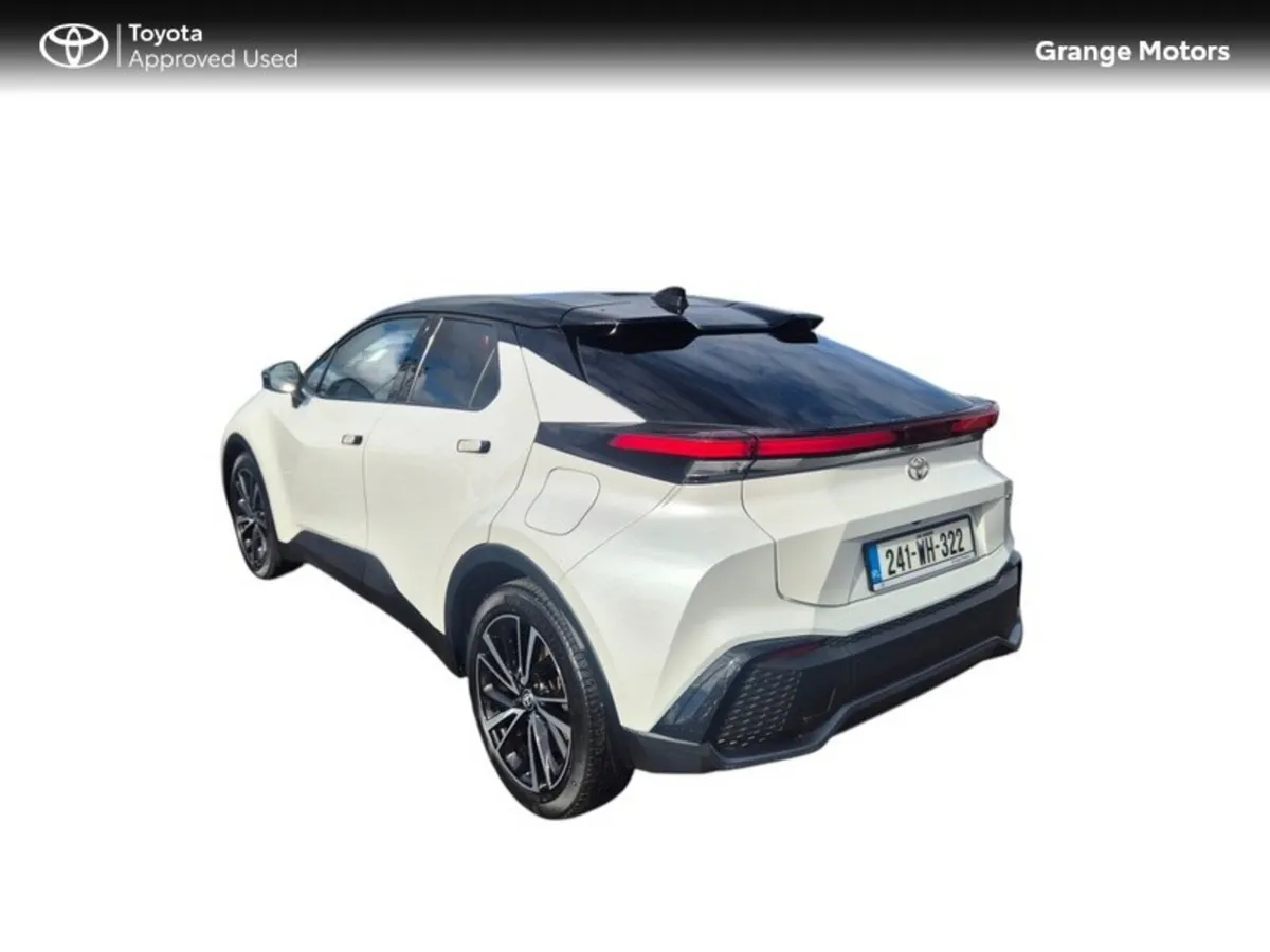 Toyota C-HR SUV, Petrol Hybrid, 2024, White
