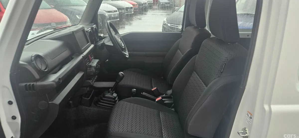 Suzuki Jimny MPV, Petrol, 2024, White