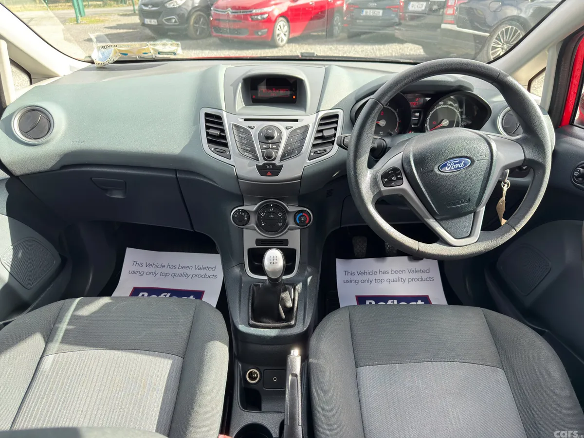 Ford Fiesta Hatchback, Petrol, 2010, Red