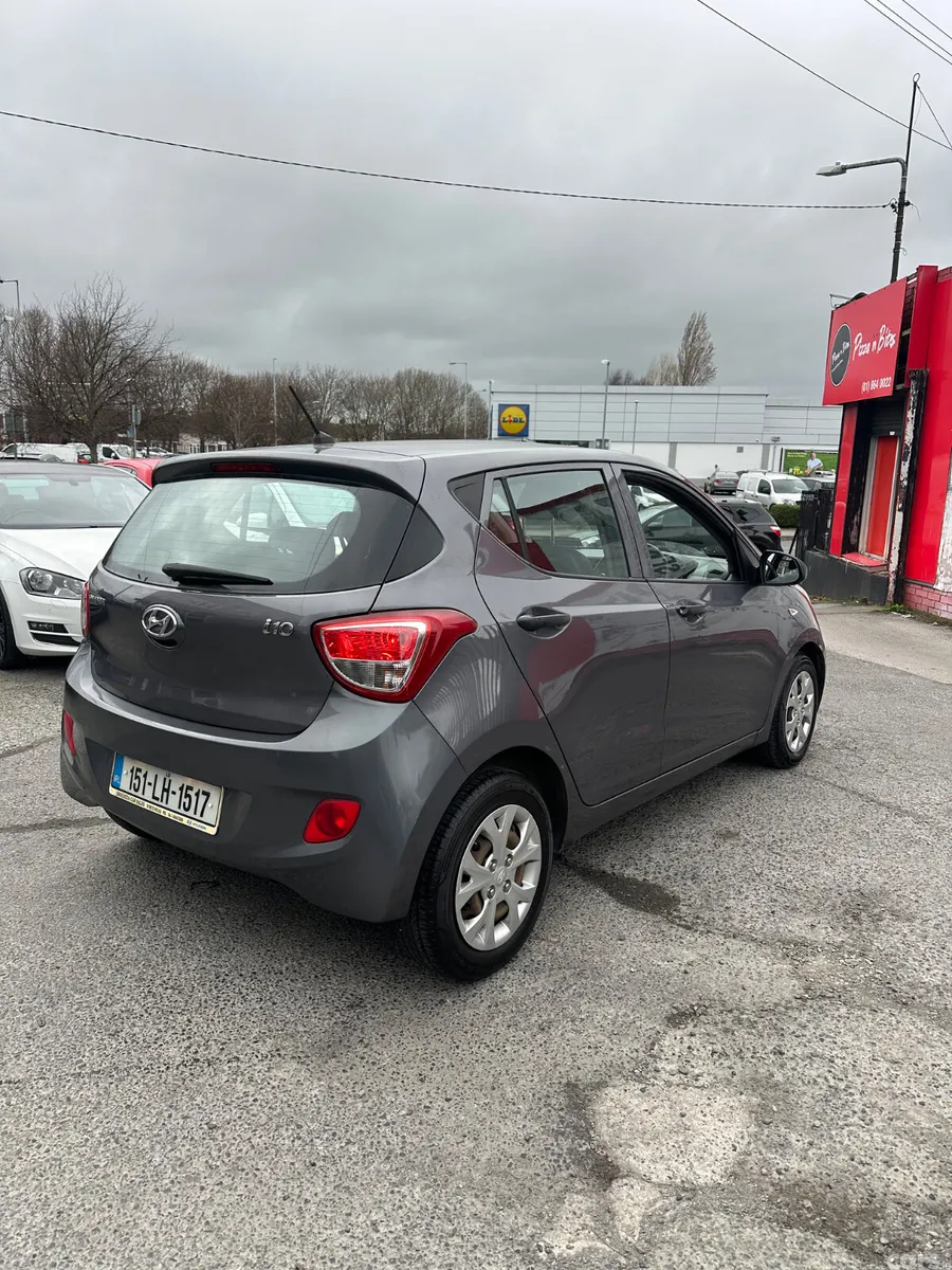 Hyundai i10 Hatchback, Petrol, 2015, Grey