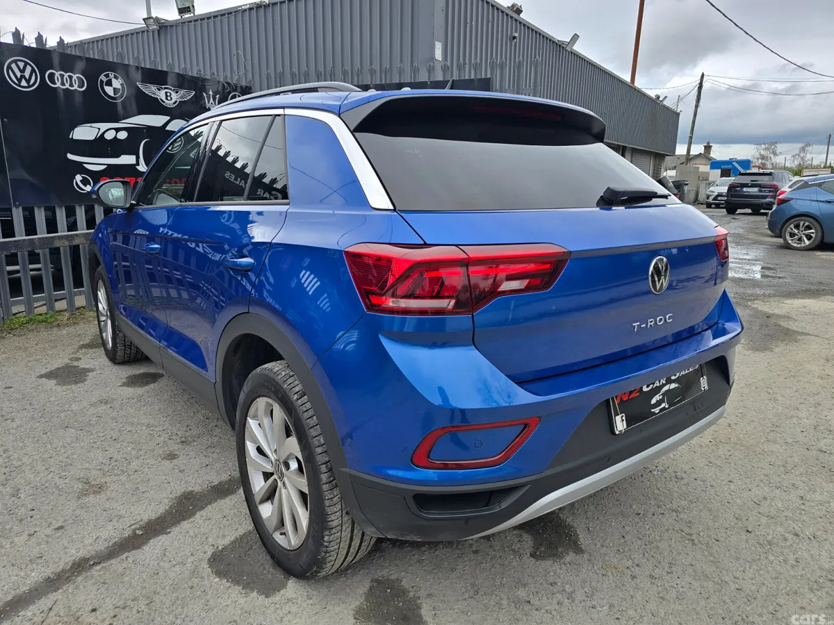Volkswagen T-Roc SUV, Petrol, 2024, Blue