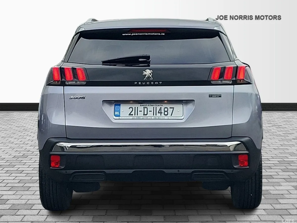 Peugeot 3008 MPV, Petrol, 2021, Grey