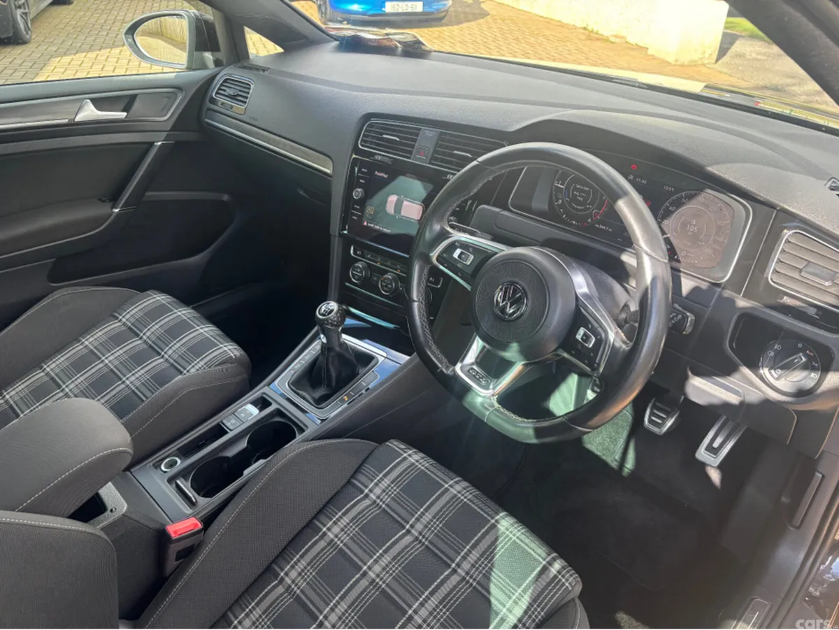 Volkswagen Golf Hatchback, Diesel, 2018, Black
