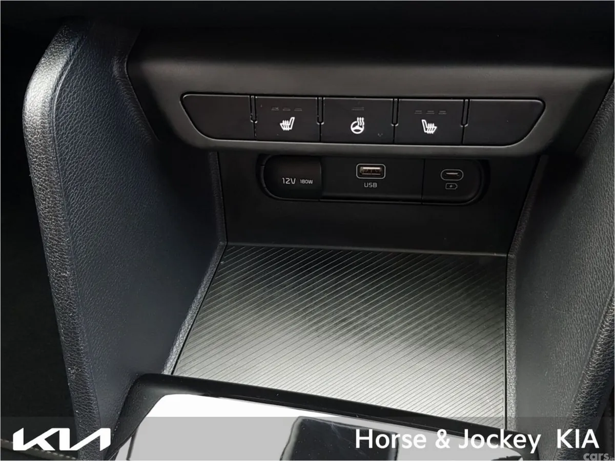 Kia Sportage SUV, Diesel, 2022, Red
