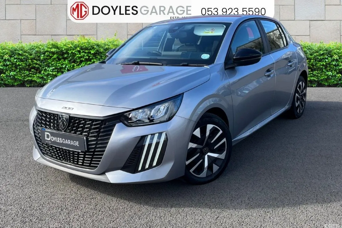 Peugeot 208 Hatchback, Petrol, 2024, Grey