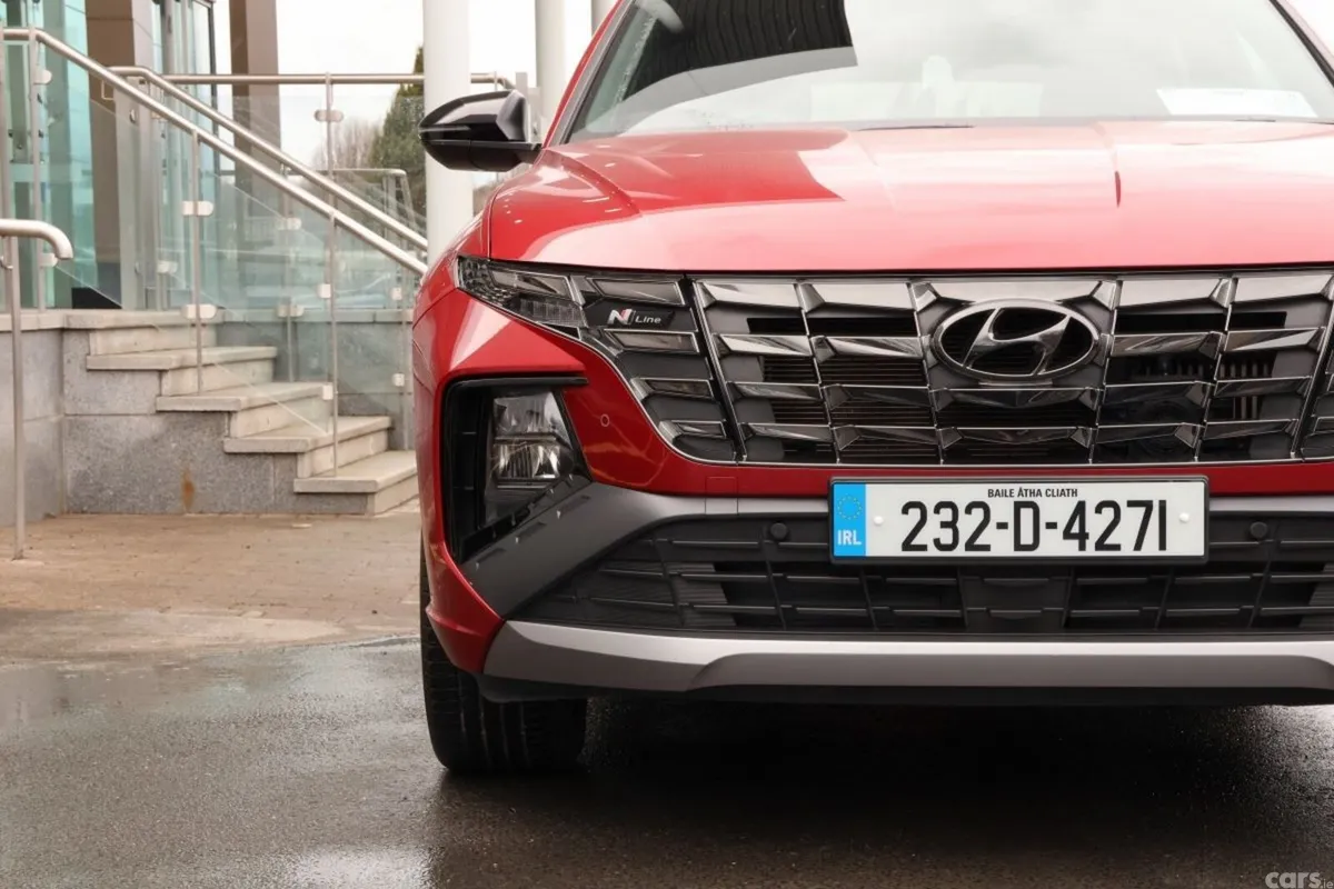 Hyundai Tucson SUV, Petrol Plug-in Hybrid, 2023, Red