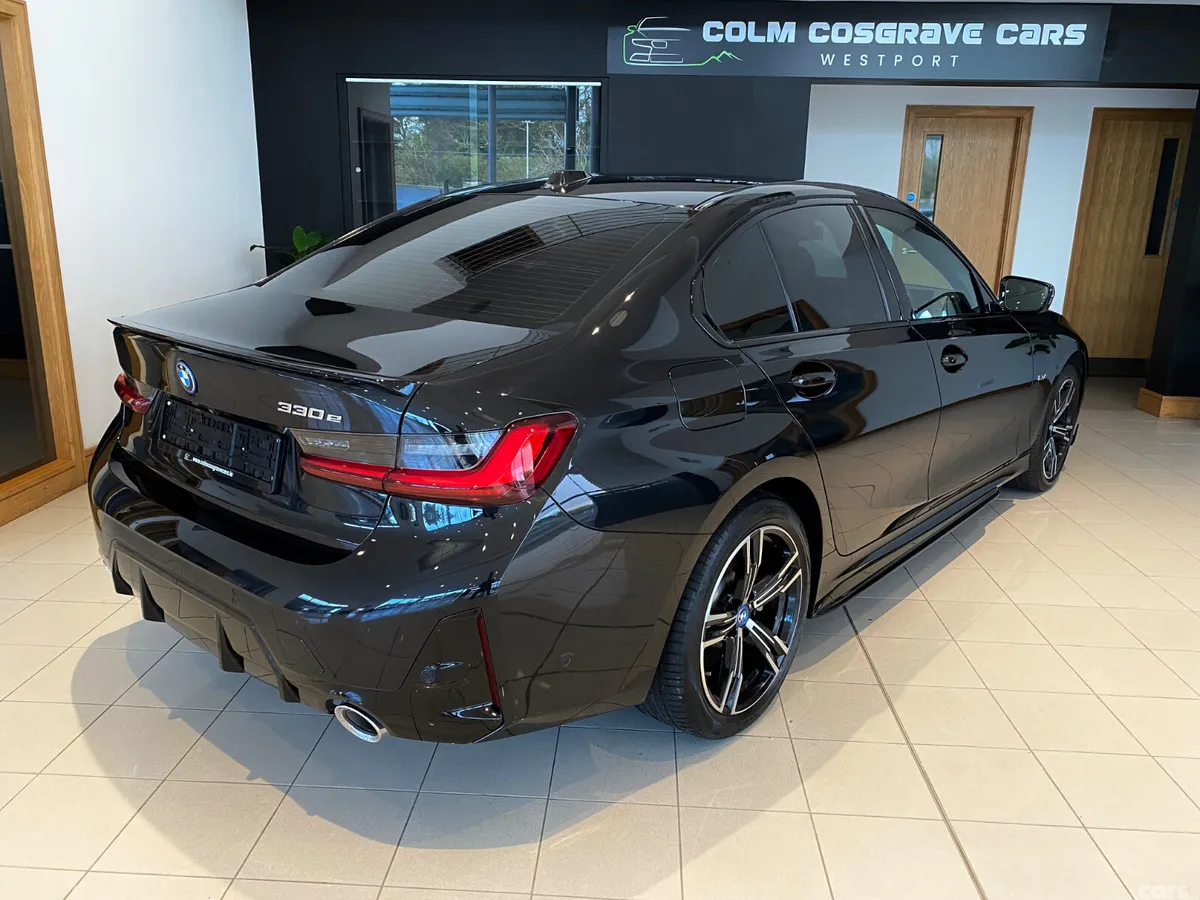 BMW 3-Series Saloon, Petrol Plug-in Hybrid, 2023, Black