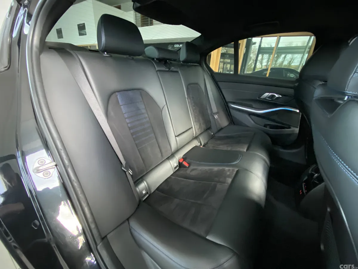 BMW 3-Series Saloon, Petrol Plug-in Hybrid, 2023, Black