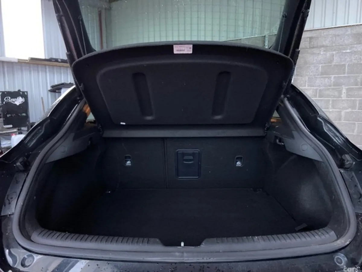 Hyundai i30 Hatchback, Petrol, 2018, Black