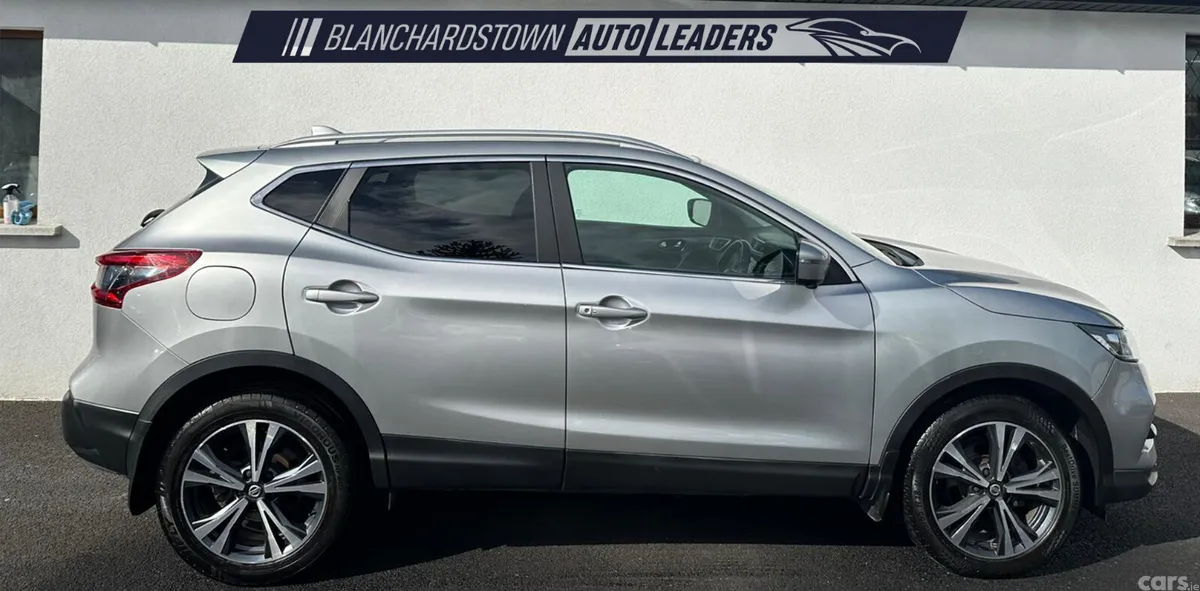 Nissan Qashqai SUV, Diesel, 2019, Grey