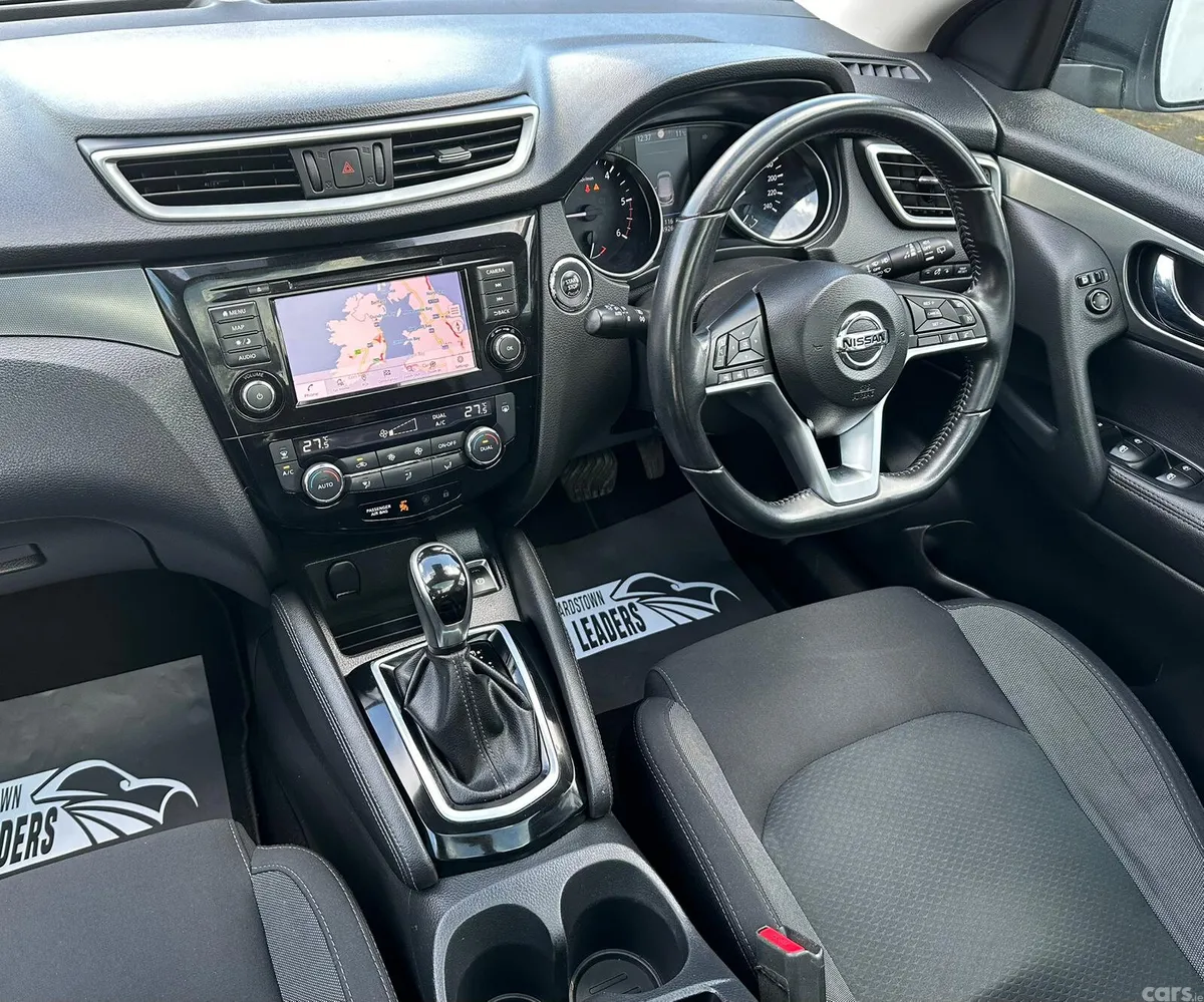 Nissan Qashqai SUV, Diesel, 2019, Grey