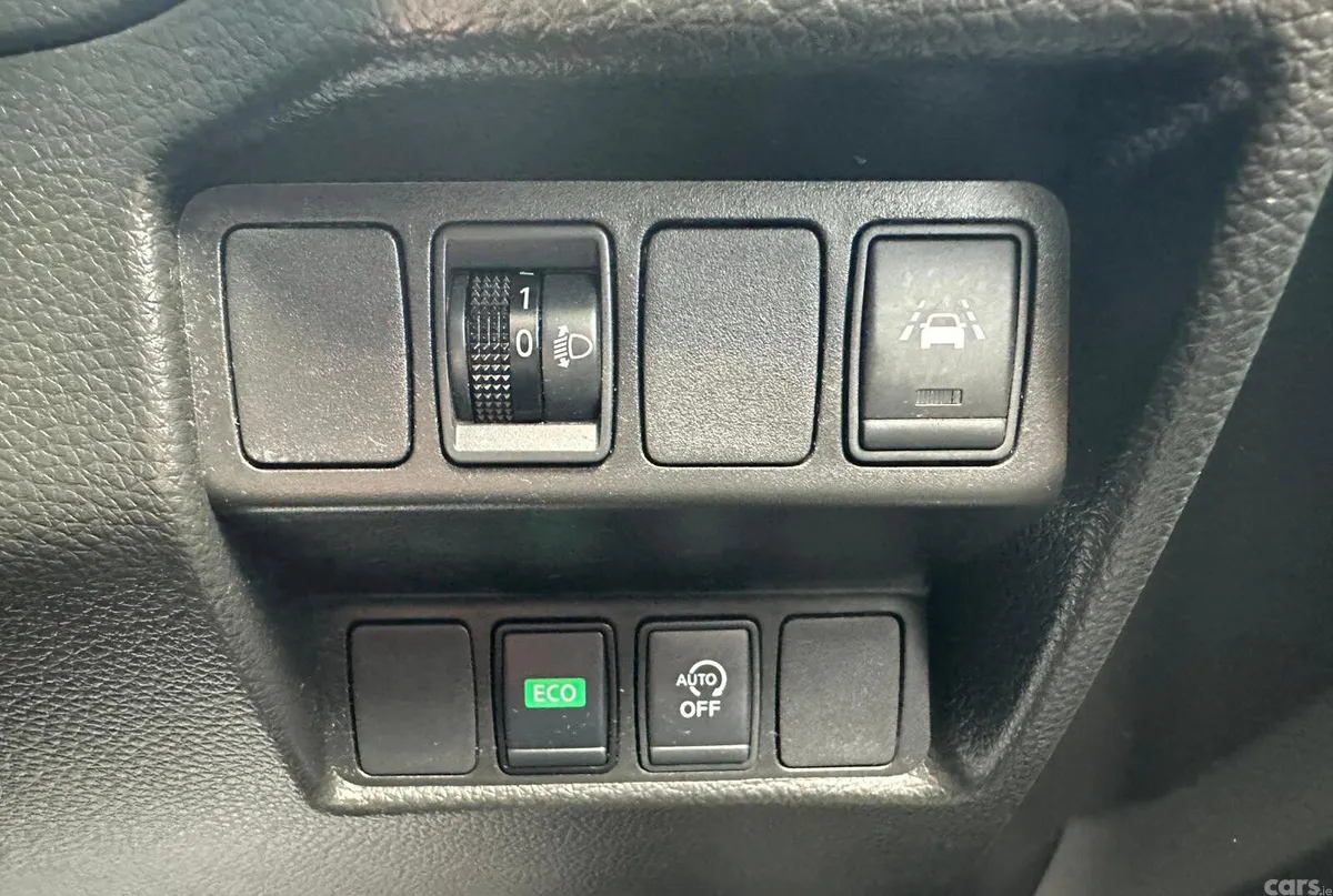 Nissan Qashqai SUV, Diesel, 2019, Grey