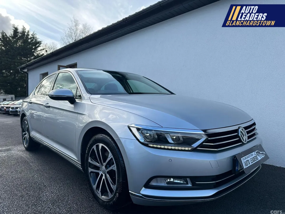 Volkswagen Passat Saloon, Diesel, 2019, Grey