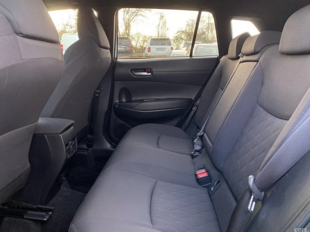 Toyota Corolla Cross SUV, Petrol Hybrid, 2024, Black