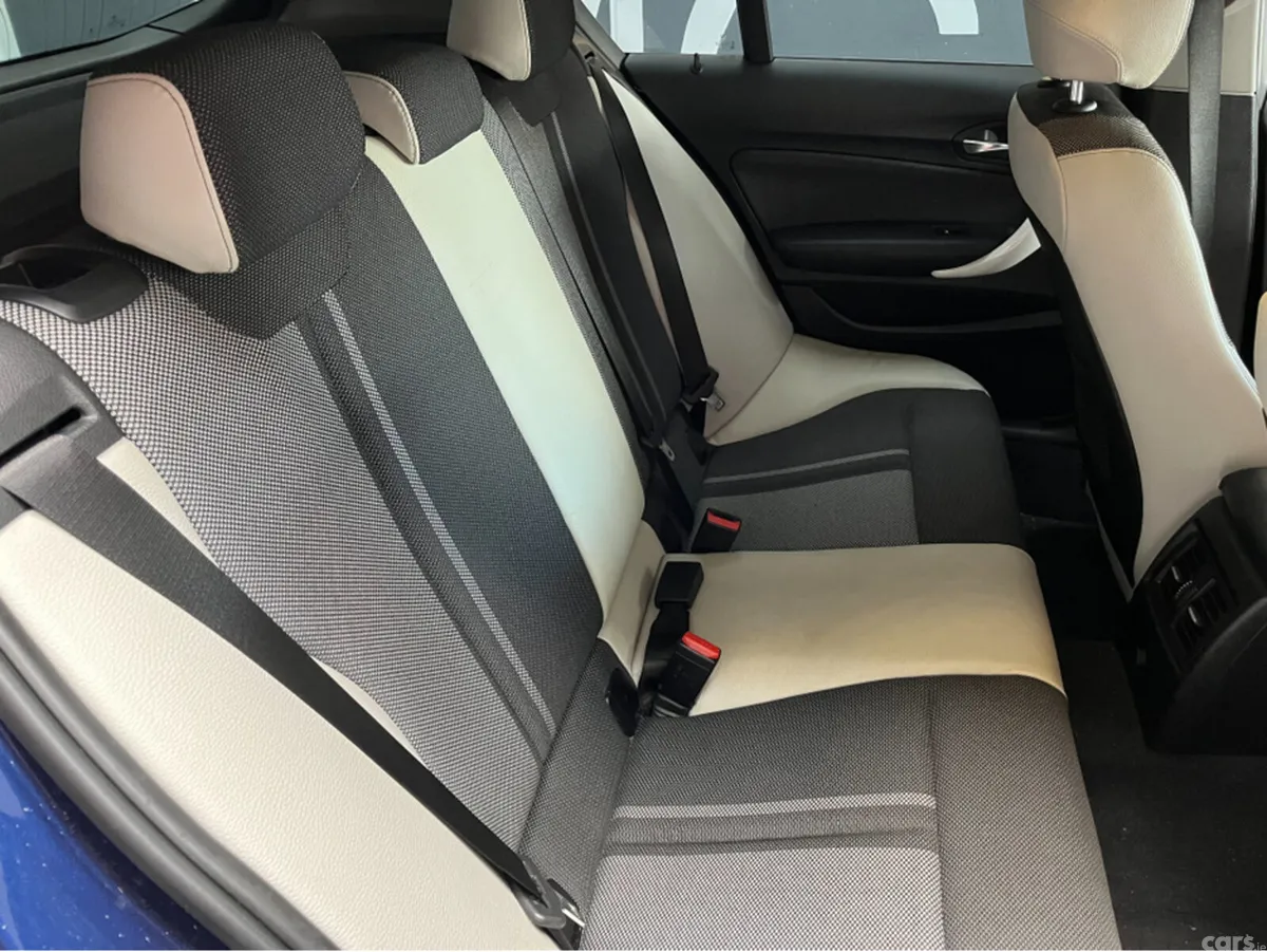 BMW 1-Series Hatchback, Diesel, 2016, Blue