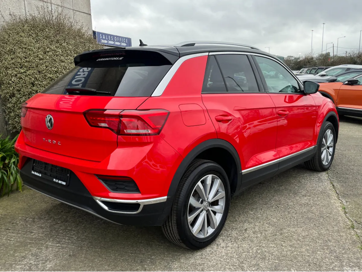 Volkswagen T-Roc SUV, Diesel, 2021, Red