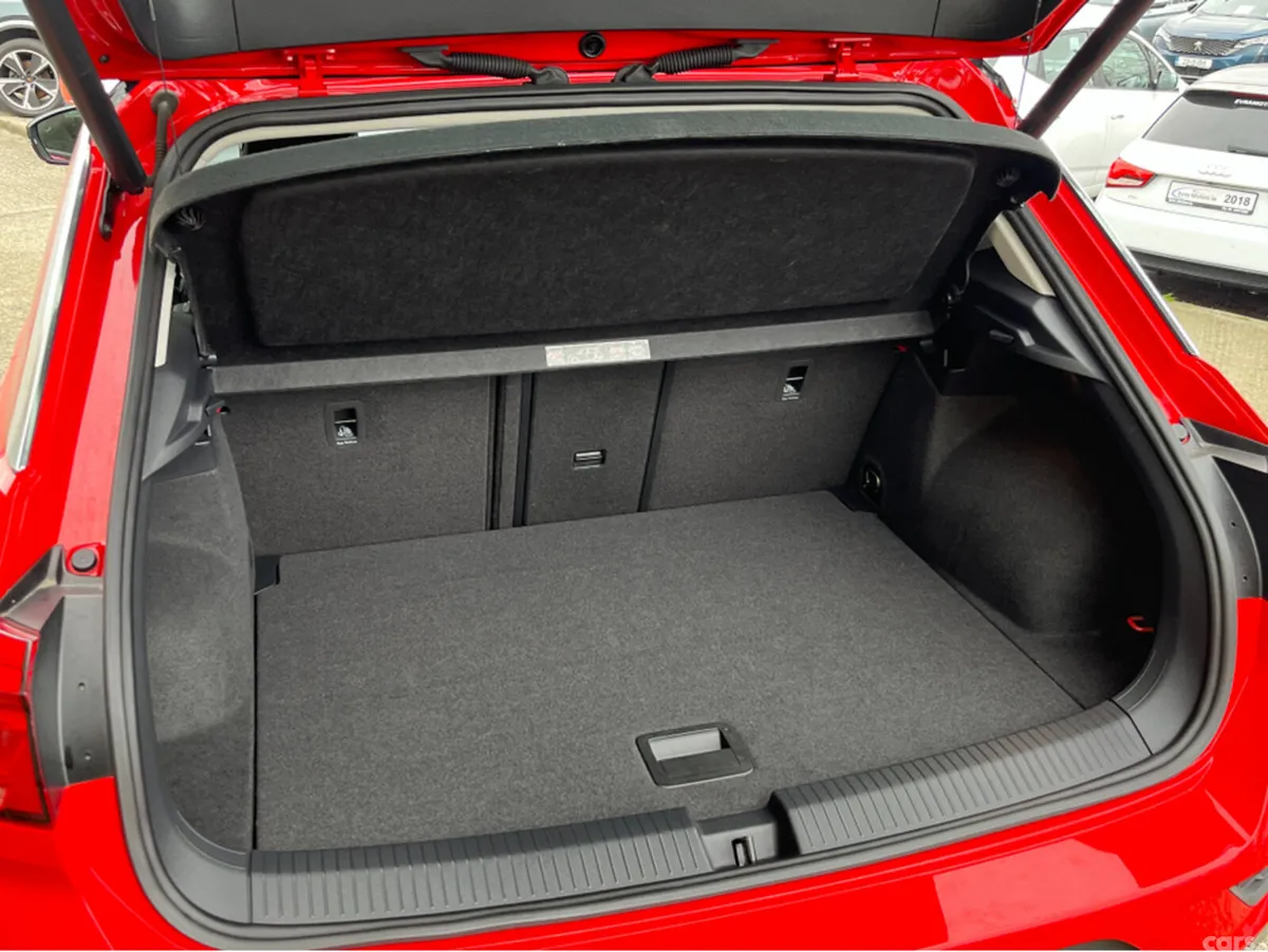 Volkswagen T-Roc SUV, Diesel, 2021, Red
