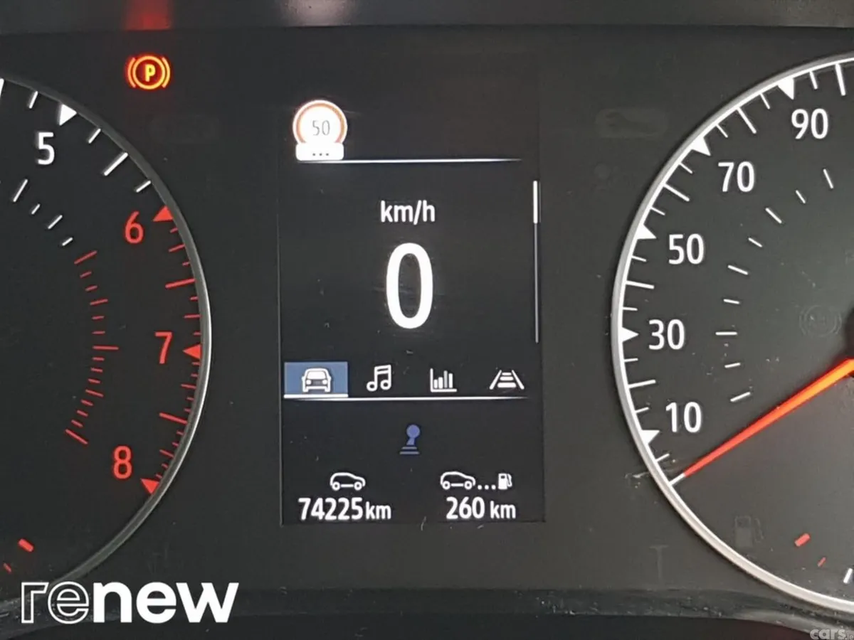 Renault Clio Hatchback, Petrol, 2023, Red
