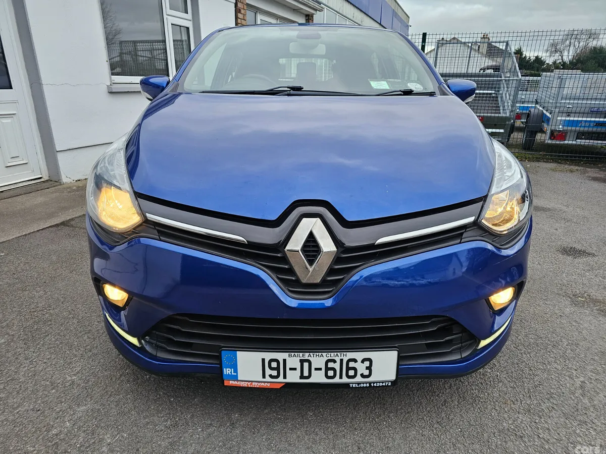 Renault Clio Hatchback, Petrol, 2019, Blue