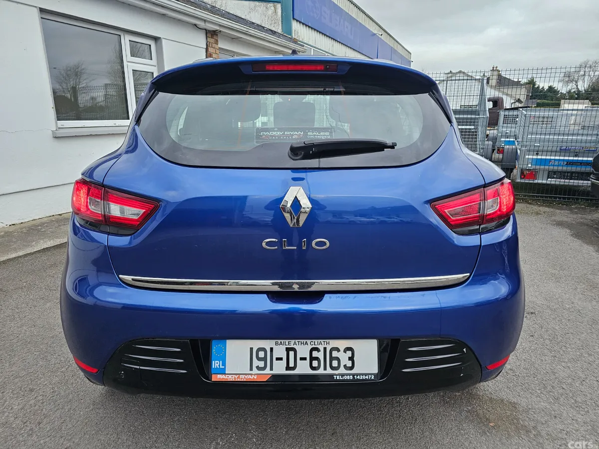 Renault Clio Hatchback, Petrol, 2019, Blue