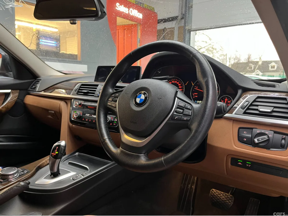 BMW 3-Series Saloon, Diesel, 2016, Black