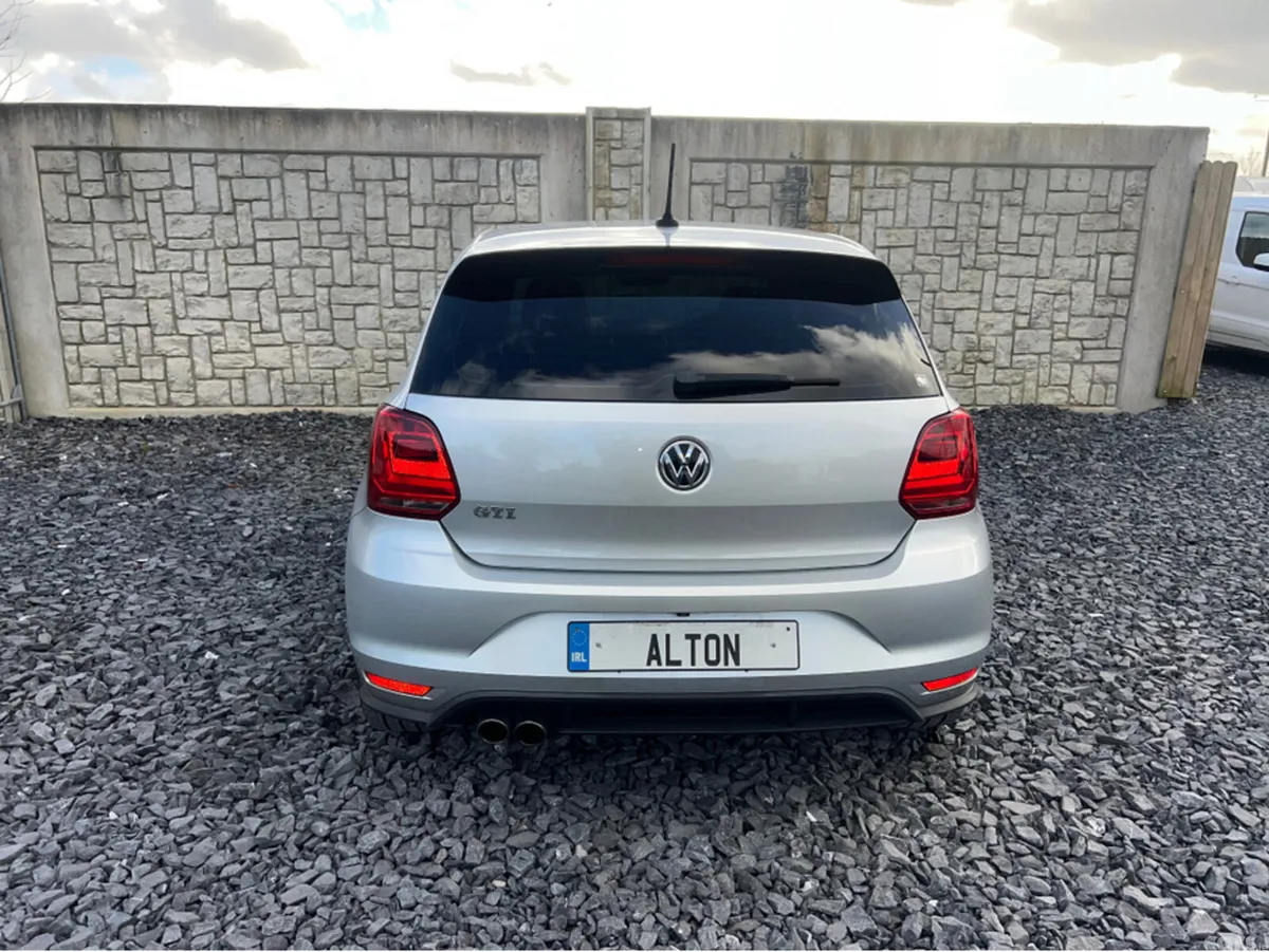 Volkswagen Polo Hatchback, Petrol, 2016, Silver