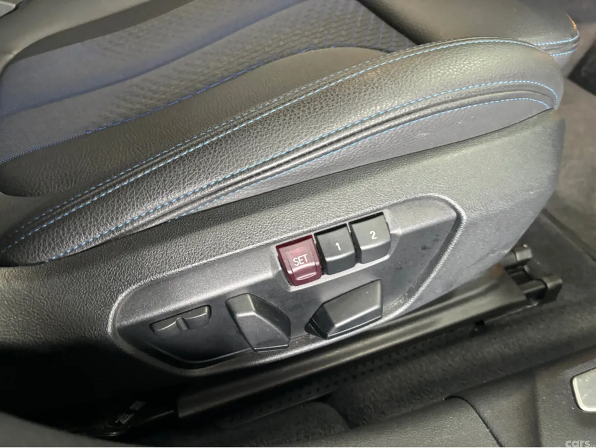 BMW 1-Series Hatchback, Petrol, 2019, White