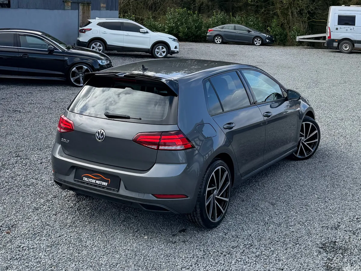 Volkswagen Golf Estate, Diesel, 2019, Grey