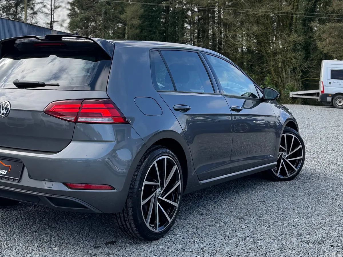 Volkswagen Golf Estate, Diesel, 2019, Grey