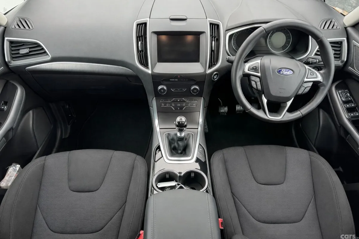 Ford S-Max MPV, Diesel, 2015, Silver