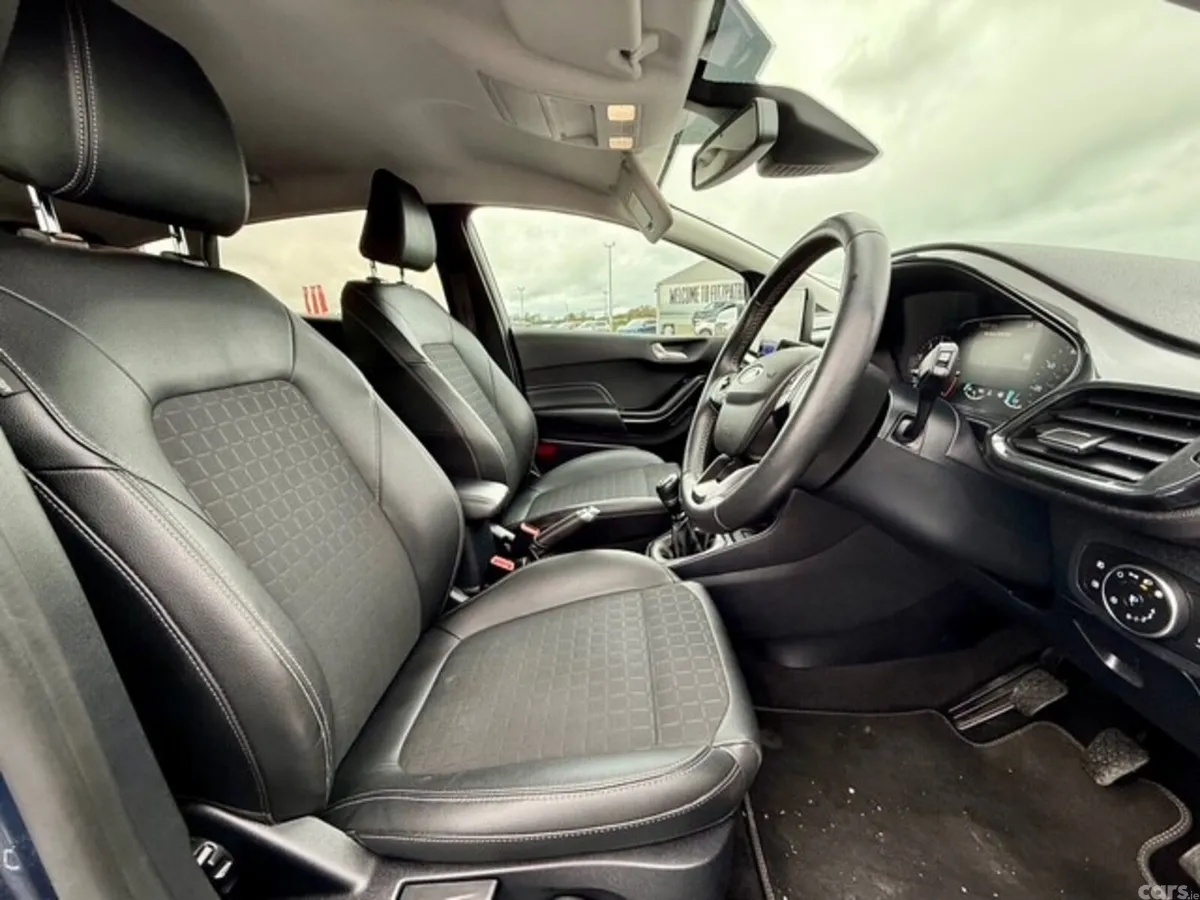 Ford Fiesta Hatchback, Petrol, 2021, Blue