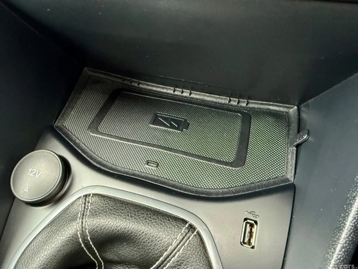 Ford Fiesta Hatchback, Petrol, 2021, Blue