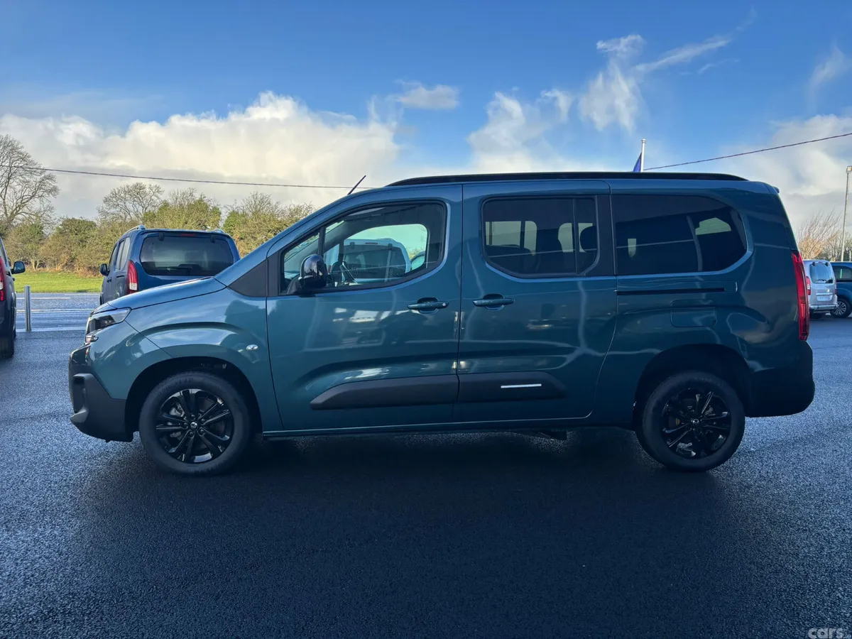 Citroen Berlingo MPV, Diesel, 2027, Blue