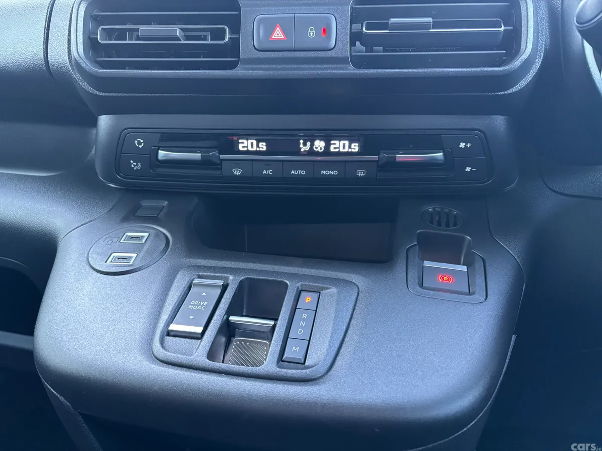 Citroen Berlingo MPV, Diesel, 2027, Grey