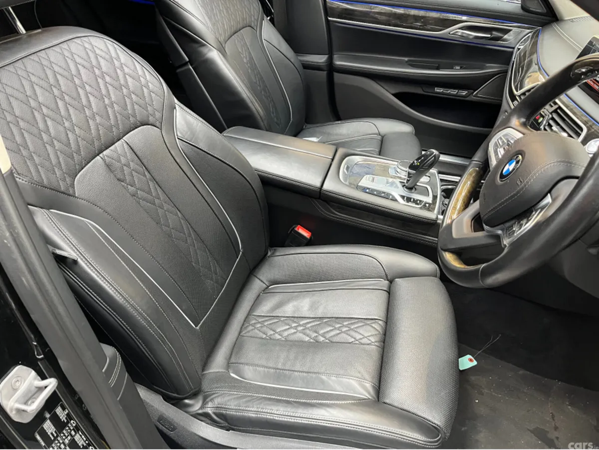BMW 7-Series Saloon, Petrol Plug-in Hybrid, 2016, Black