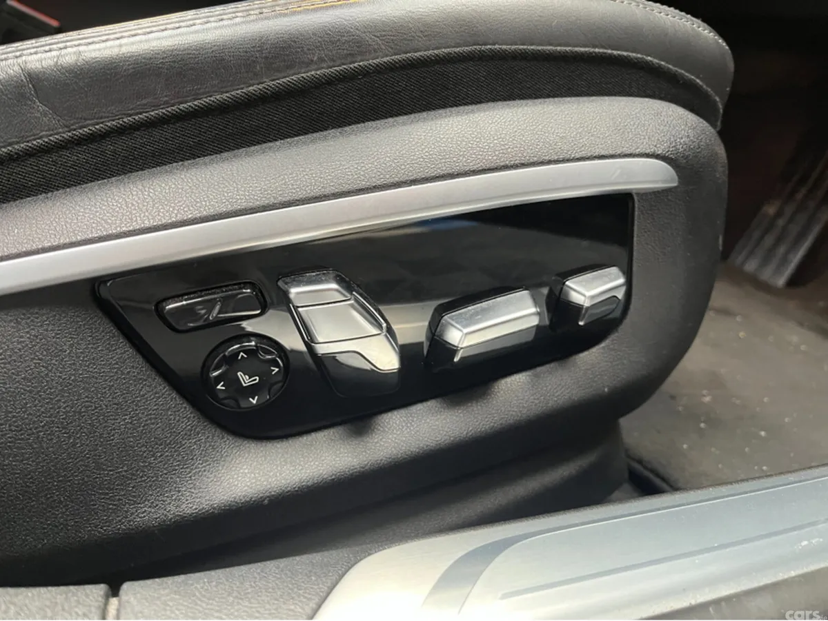 BMW 7-Series Saloon, Petrol Plug-in Hybrid, 2016, Black