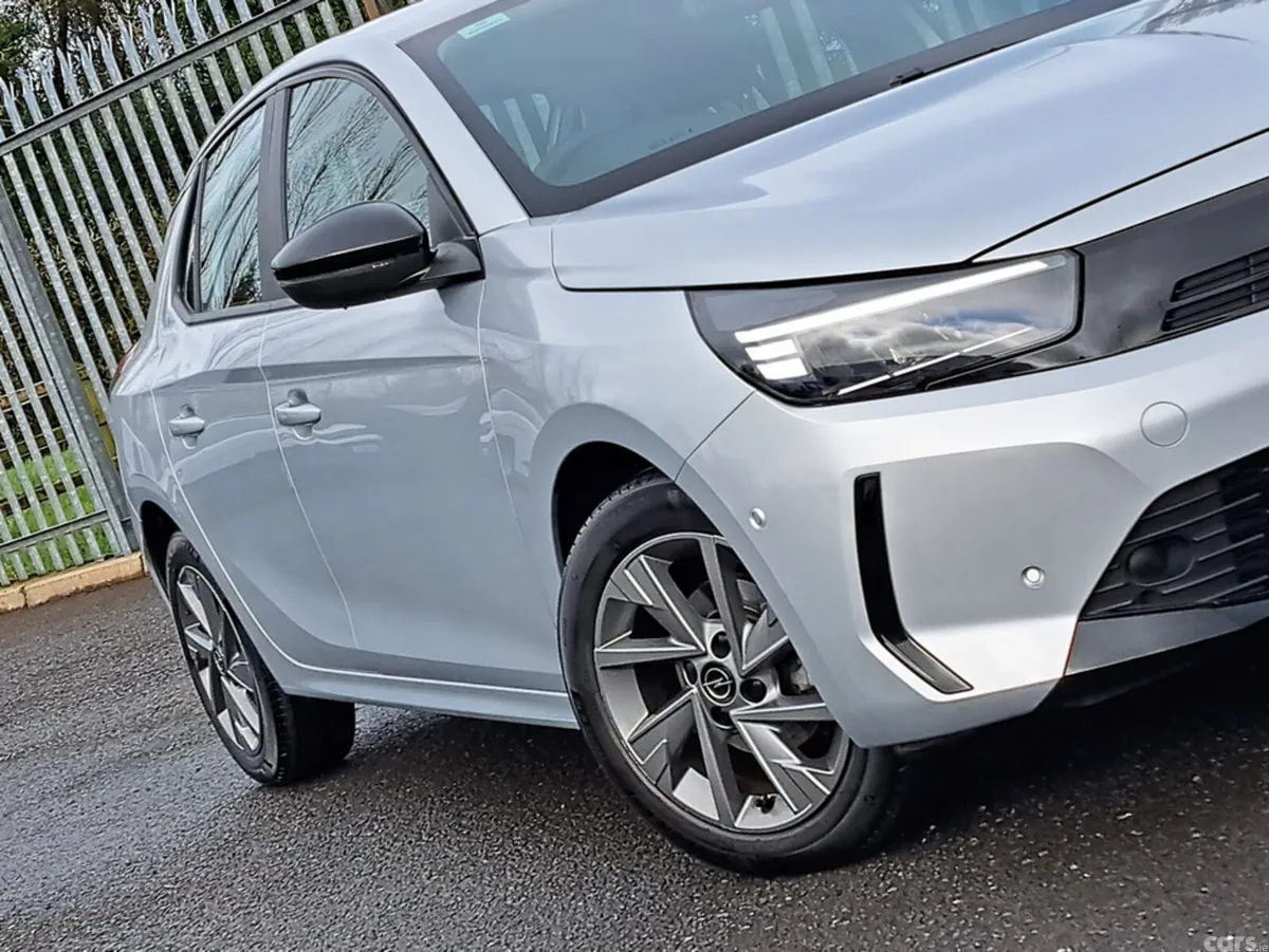 Opel Corsa Hatchback, Petrol, 2025, Silver