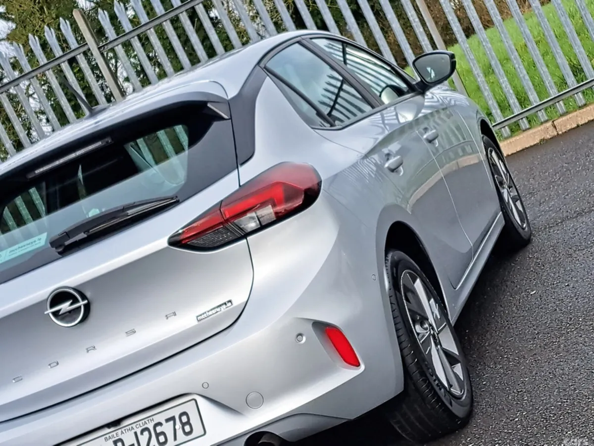 Opel Corsa Hatchback, Petrol, 2025, Silver