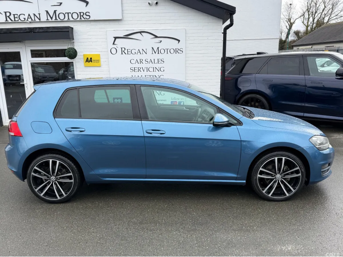 Volkswagen Golf Hatchback, Petrol, 2016, Blue