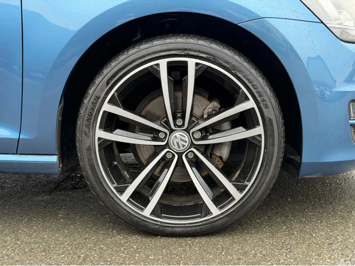 Volkswagen Golf Hatchback, Petrol, 2016, Blue