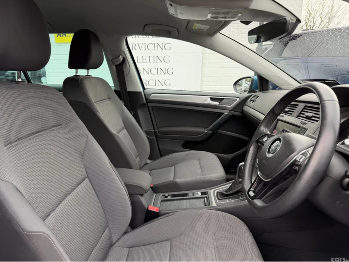 Volkswagen Golf Hatchback, Petrol, 2016, Blue