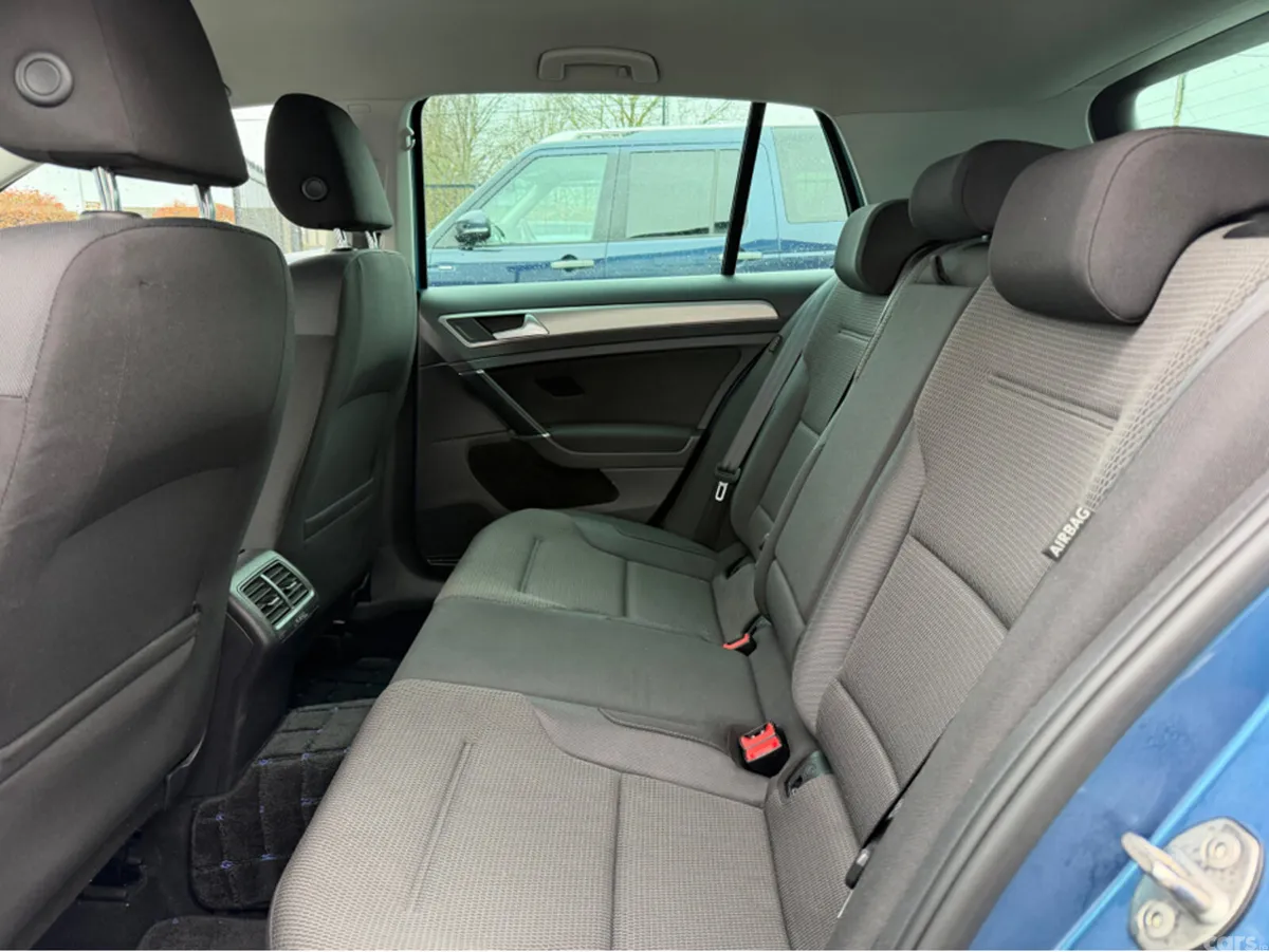 Volkswagen Golf Hatchback, Petrol, 2016, Blue