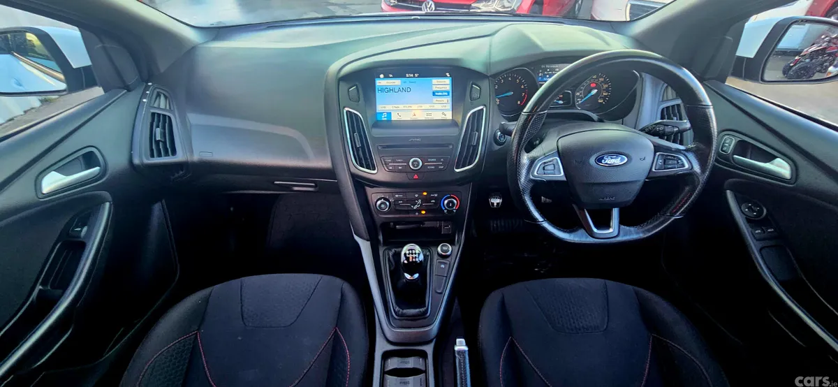 Ford Focus Hatchback, Petrol, 2018, White