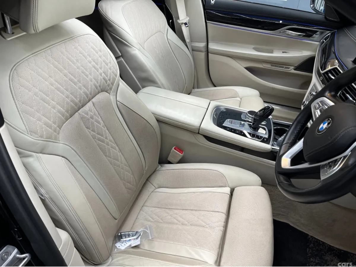 BMW 7-Series Saloon, Petrol Plug-in Hybrid, 2016, Black
