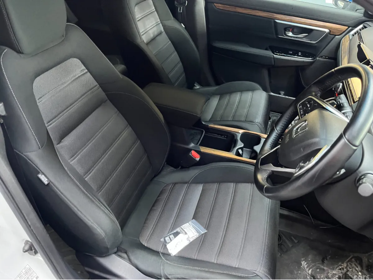 Honda CR-V SUV, Petrol Hybrid, 2019, White