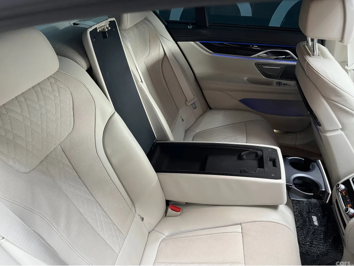 BMW 7-Series Saloon, Petrol Plug-in Hybrid, 2016, Black