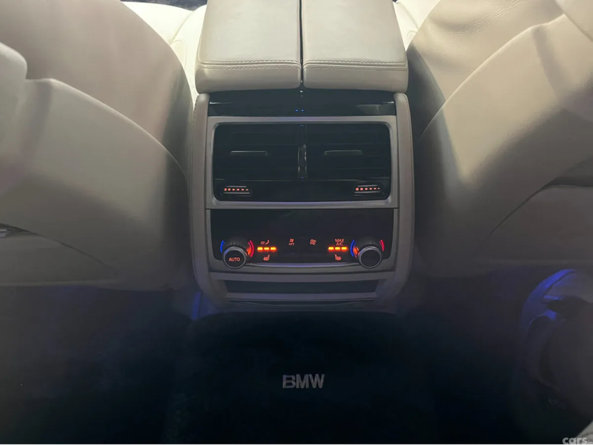 BMW 7-Series Saloon, Petrol Plug-in Hybrid, 2016, Black