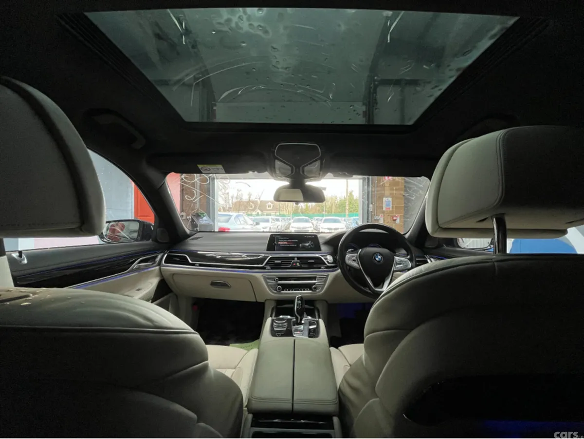 BMW 7-Series Saloon, Petrol Plug-in Hybrid, 2016, Black